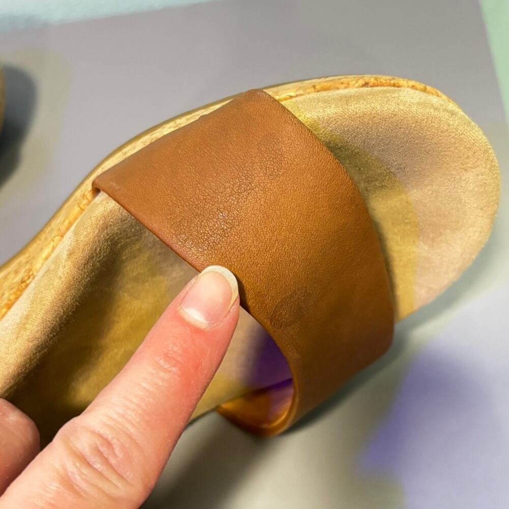 UGG Zoe II Brown Leather Cork Wedge Sandals Womens 7.5 Ankle Strap Zip Back Boho - Picture 7 of 9
